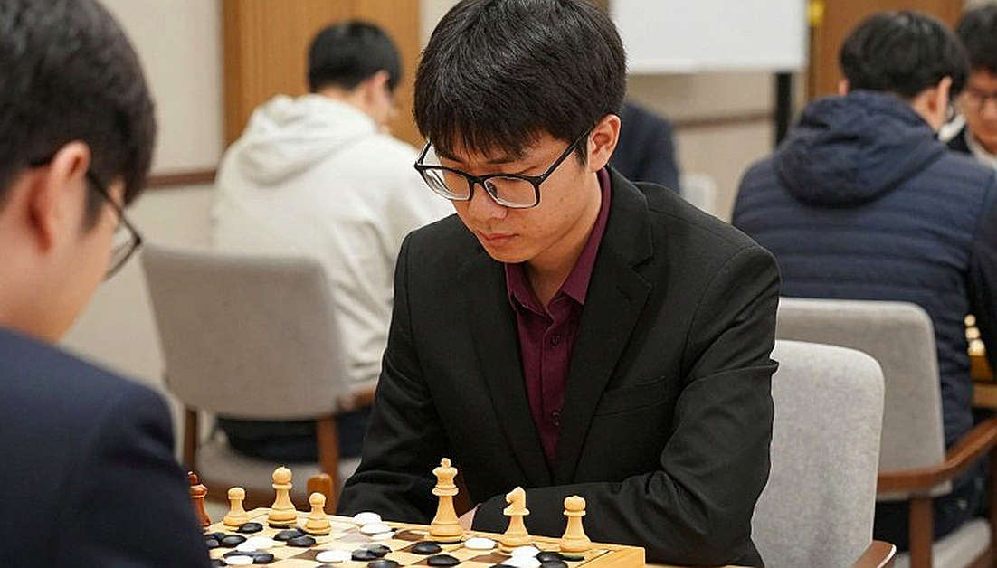 FIDE bầu chủ tịch ngày 26 tháng 9: Lời hứa đưa Carlsen trở lại và hồ sơ xung đột lợi ích chưa khép